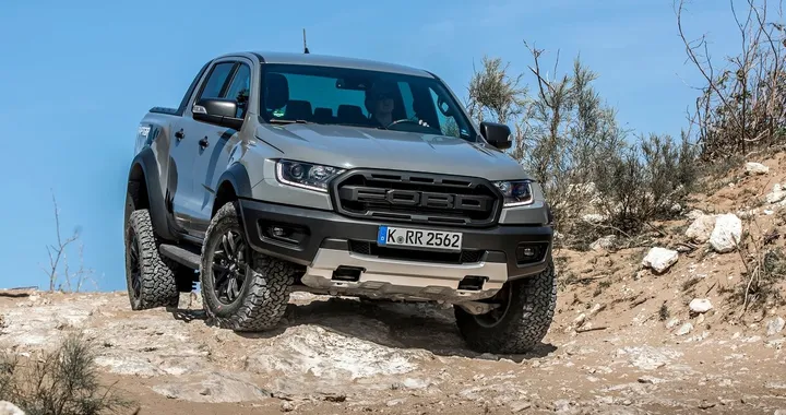 Ford Ranger Raptor: inarrestabile pick-up al servizio dei professionisti