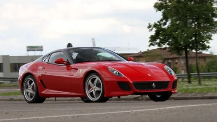 Ferrari 599 Spider: prime foto spia?