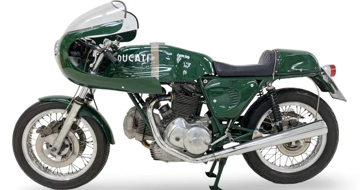 Ducati 750SS, la storia della sportiva da collezione che sfida l’originalità