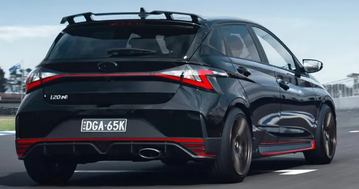 Addio Hyundai i20 N, l'ultimo atto è la Shadow Edition in soli 100 esemplari