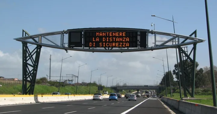 Controesodo estivo: 12,5 milioni di rientri sulle strade italiane, weekend da bollino rosso