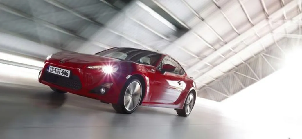Toyota GT 86: la versione ad alte prestazioni sarà ibrida? A marzo la cabrio