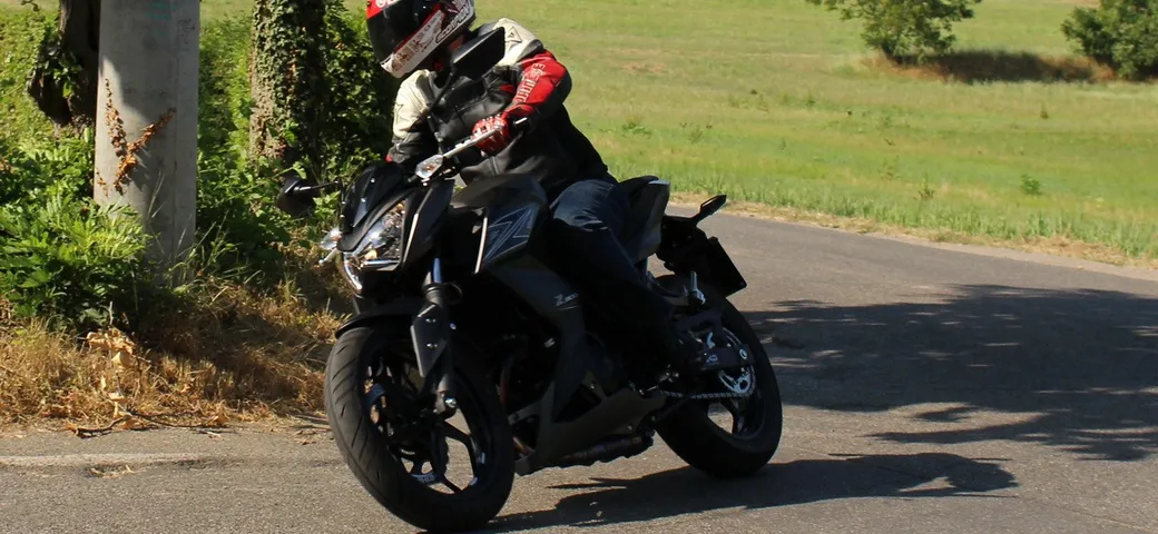 Kawasaki Z300 2015: la prova di Motoblog