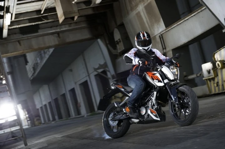 KTM per i giovani: Trofeo 200 Duke e Duke 4 Scorpion