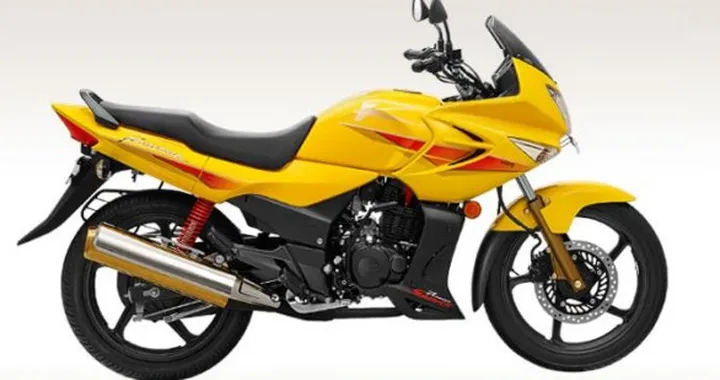 Karizma, le moto indiane sviluppate in collaborazione con Eric Buell Racing