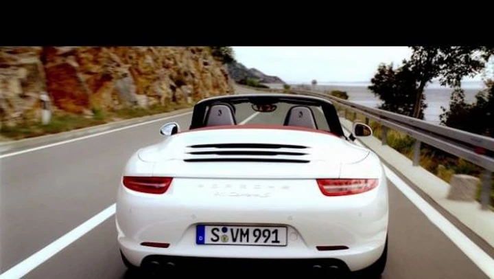 Porsche: nuovo video della 911 Cabriolet