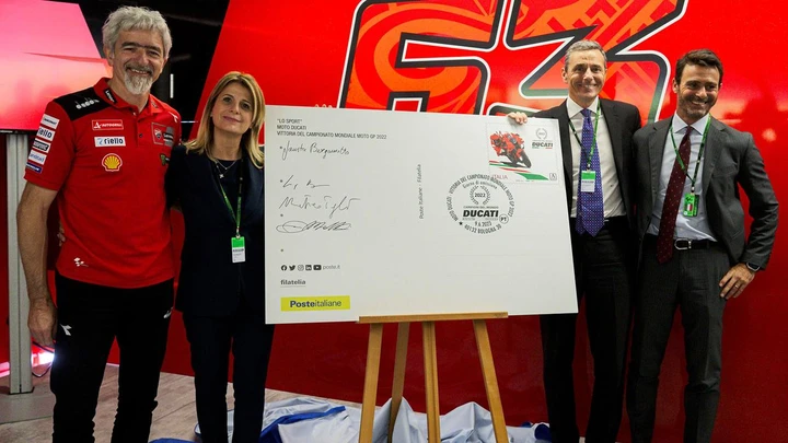 Ducati francobollo vittoria MotoGP stagione 2022