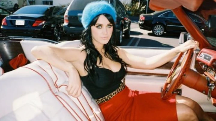 I passeggeri ideali in auto? Robert Pattinson per le donne e Katy Perry per gli uomini