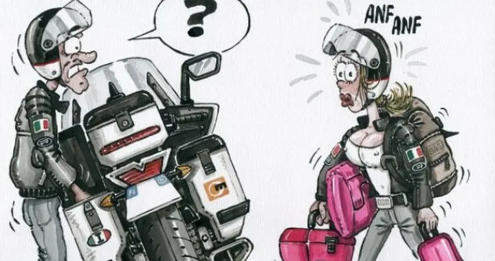 Mototurismo, quando la zavorrina esagera