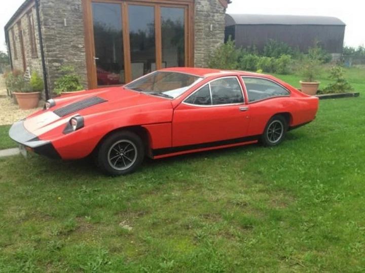 Marcos Mantis M70s: in vendita uno dei 32 esemplari