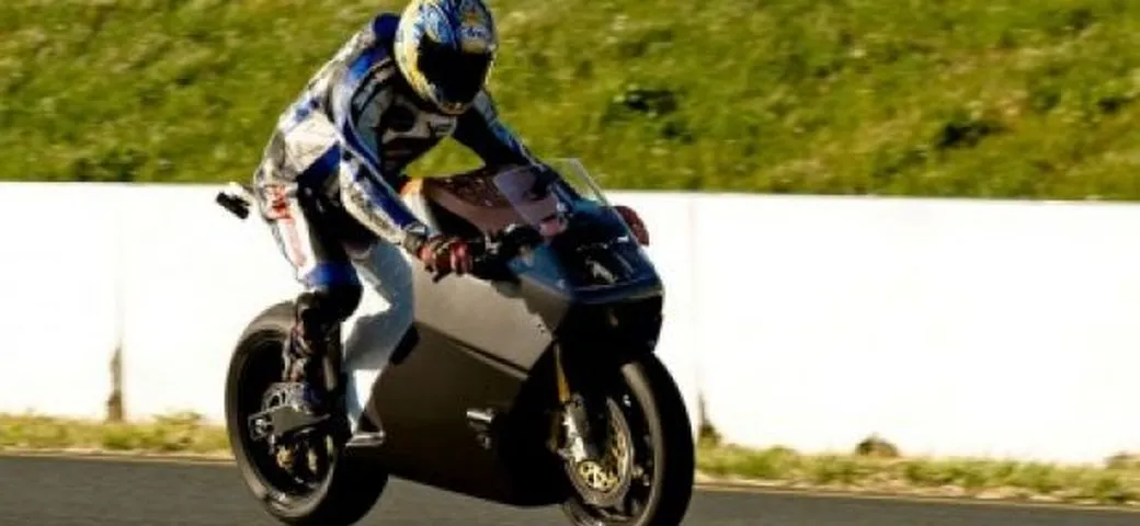 TTXGP: la Mission One prova sul circuito Infineon Raceway in California