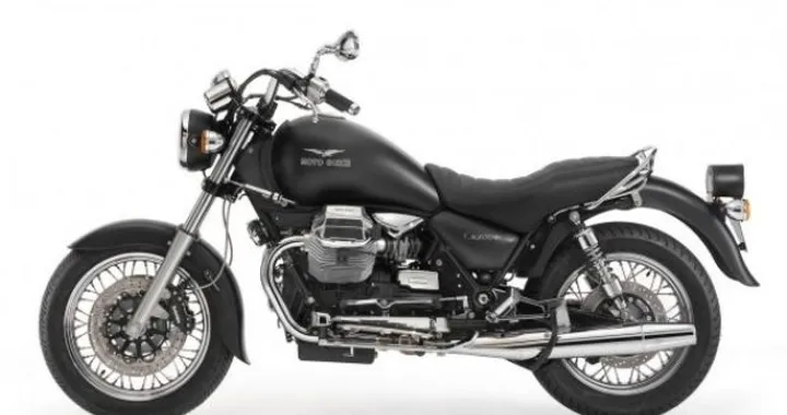 Moto Guzzi V7 Cafè Classic e Aquila Nera al Motodays