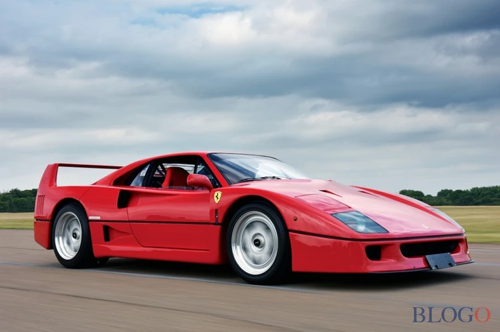 Ferrari F40: il mito compie 30 anni