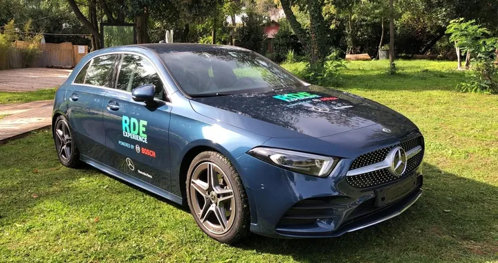 Quanto inquinano le nuove auto? Il test di Mercedes e Bosch a Firenze