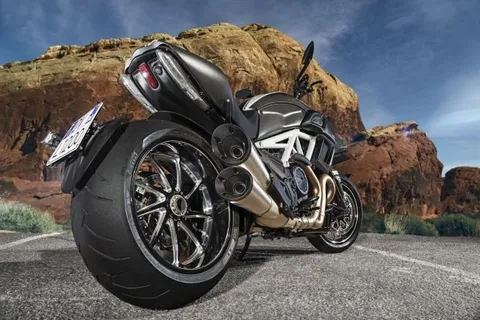 Diavel carbon 2015 hot sale