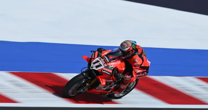 Bulega da urlo a Misano: record storico e duello di fuoco con Toprak