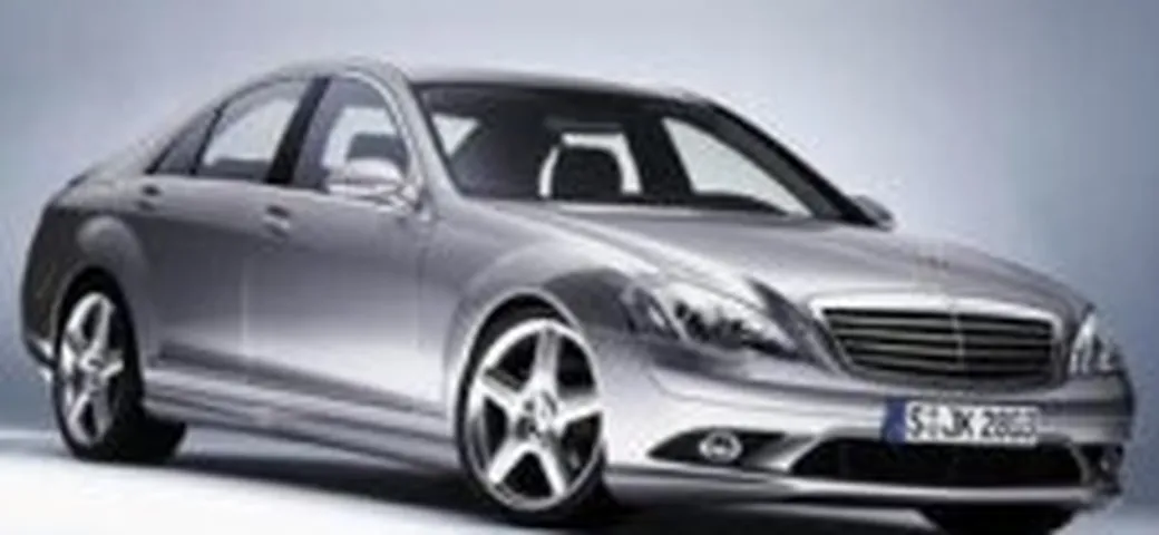 Dettagli sul nuovo motore 6.3 V8 AMG