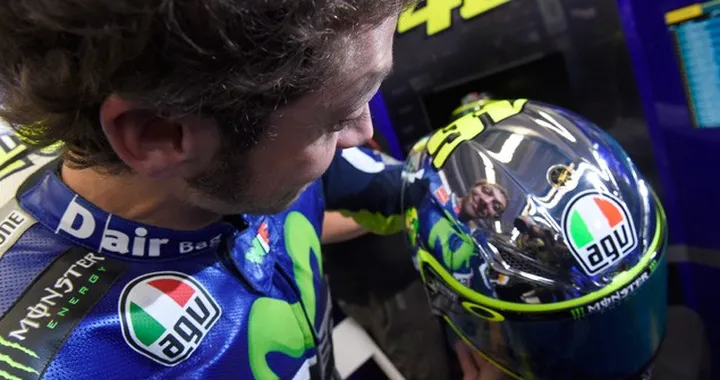 Yellow Energy per il casco di Valentino al Mugello