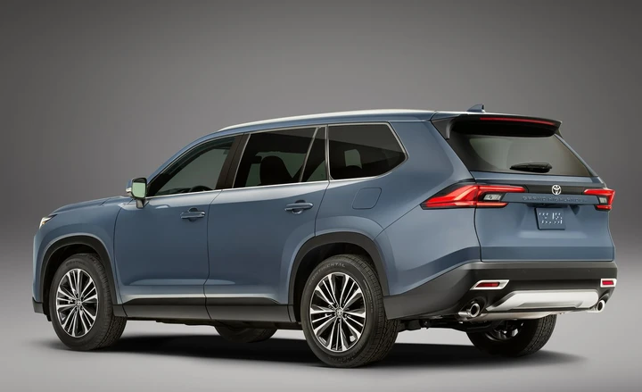 Toyota Grand Highlander: video ufficiale
