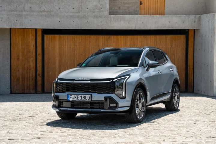 Kia Sportage, sarà solo full hybrid e plug in hybrid