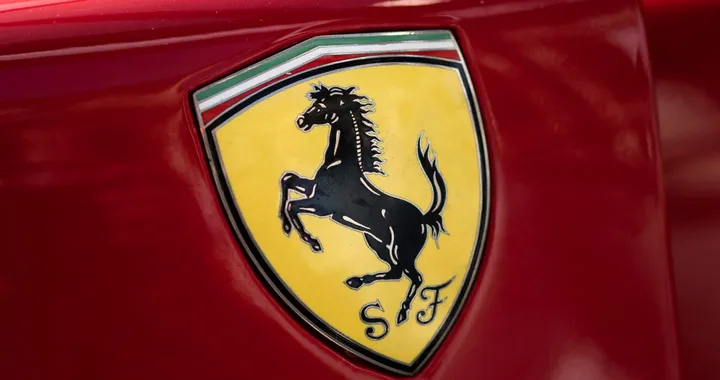 Exor riduce la quota in Ferrari del 4%, operazione da 3 miliardi di euro: cosa hanno in mente gli Agnelli?