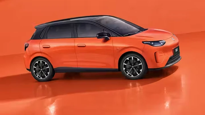 Leapmotor B03, la nuova elettrica sorprende per lo spazio: bagagliaio da 405 litri