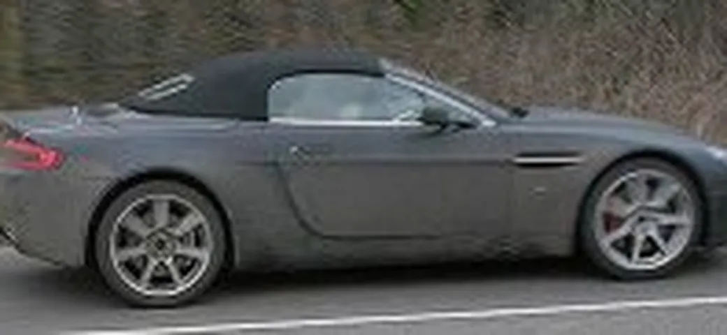 Aston Martin Vantage Convertible
