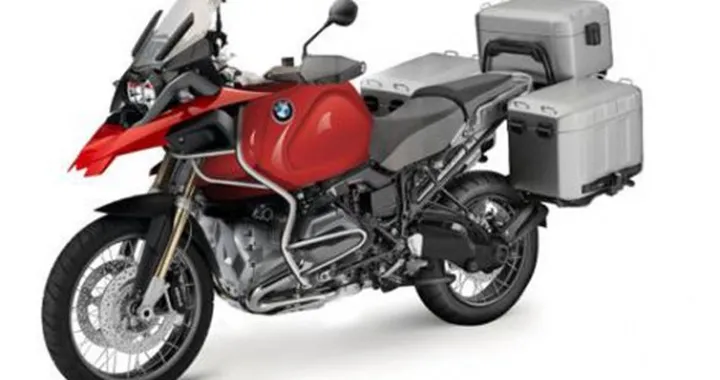 Anteprima BMW 2014: R 1200 R, R 1200 GS Adventure e R 1200 RT
