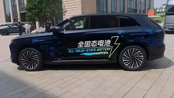 Chery si gioca tutto sulle batterie allo stato solido: 1500 km di autonomia