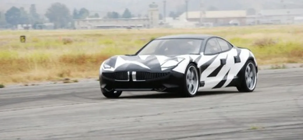 Foto spia: Fisker Karma
