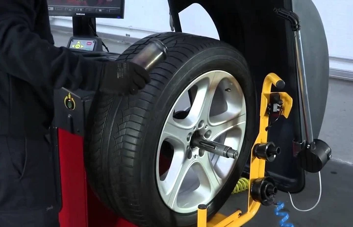 Guida all’equilibratura delle gomme auto: che cos’è e perché farla e quando