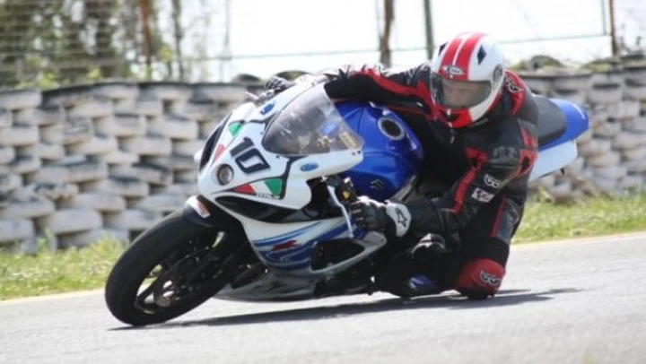 Scatto in Corsa: in piega allo speedway di cellole