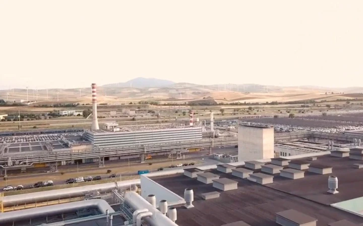 Stellantis, Melfi obiettivo 200mila auto all'anno: ora però sono 17mila