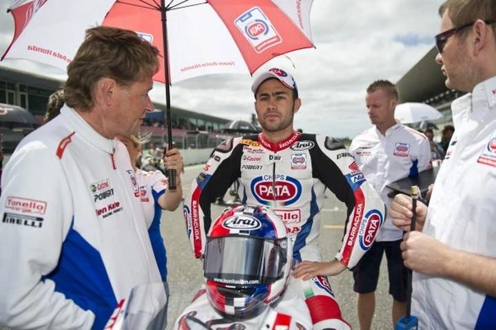 Leon Haslam in pista a Suzuka in vista della 8 Ore