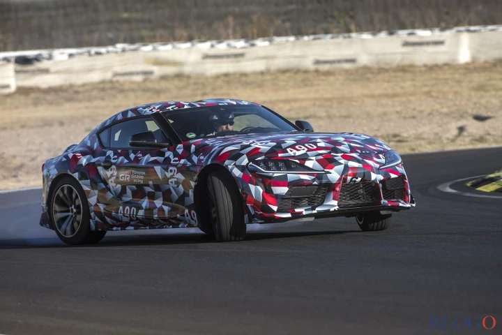Toyota Supra: la melodia del motore [Video]