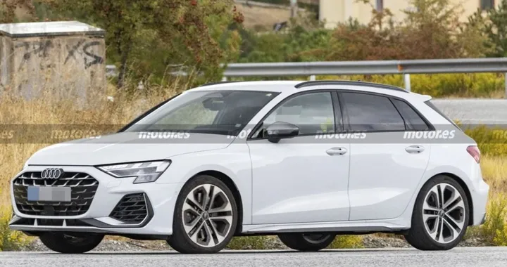 Audi A3, un restyling quasi invisibile: ma solo all'apparenza