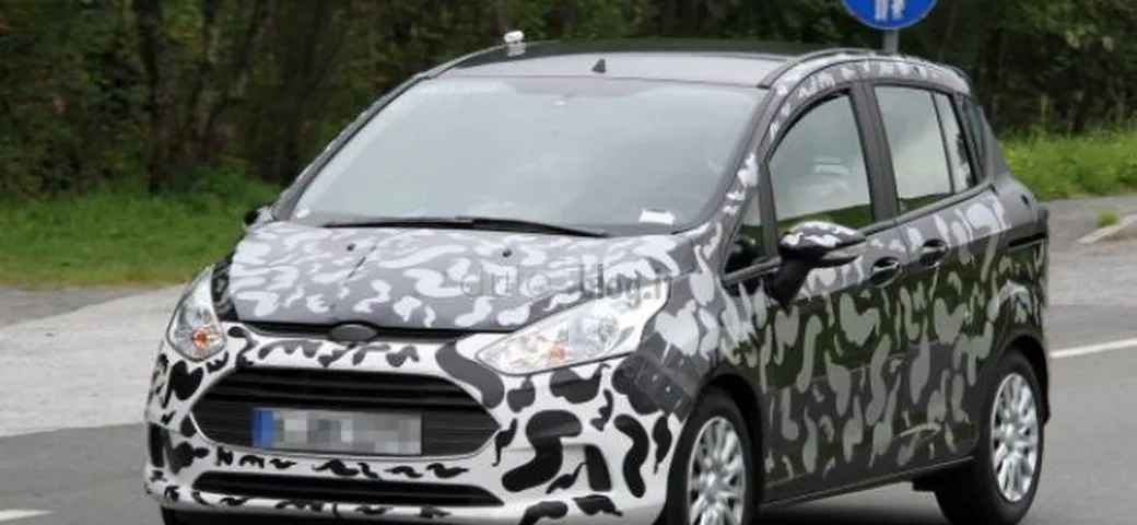 Foto spia Ford B-Max