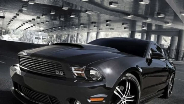 Ford Mustang DUB Edition: allestimento speciale su base Mustang V6