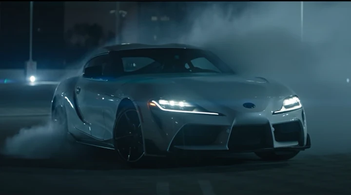 La Toyota GR Supra e l'ironia sul politically correct [Video]