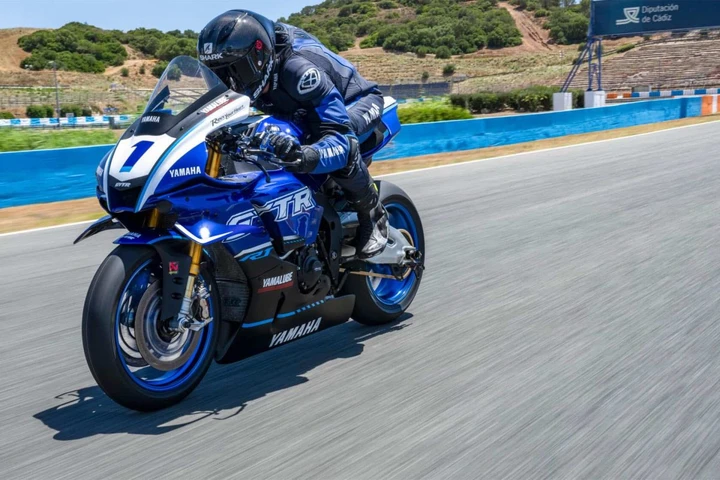 Yamaha R1: il piano per il ritorno in Europa con una superbike nuova