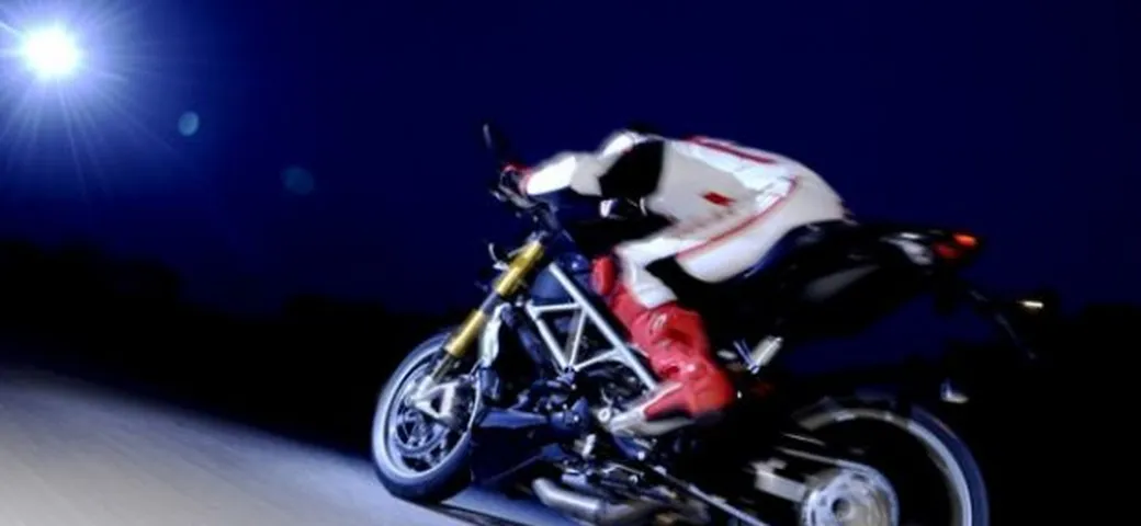 WDW 2010: Sfida tra i campioni della MotoGP e quelli della SBK!