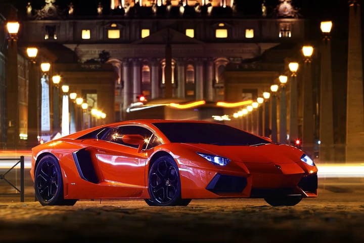 Inseguimento a Roma: Lamborghini sfrecciava a 311 km/h sul G.R.A.