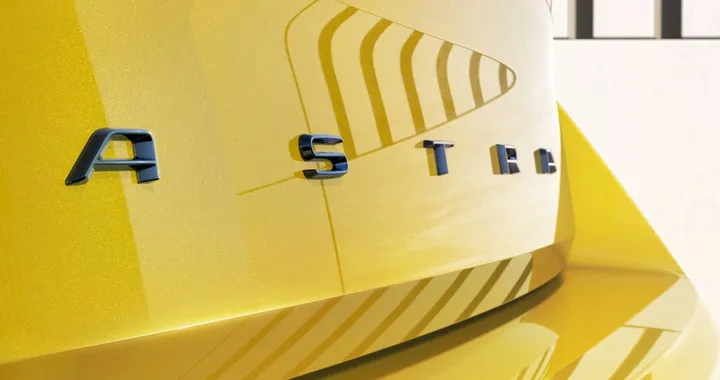 Nuova Opel Astra: allo studio anche la variante crossover