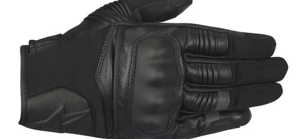 Alpinestars: guanto Warlock e stivali SMX Plus