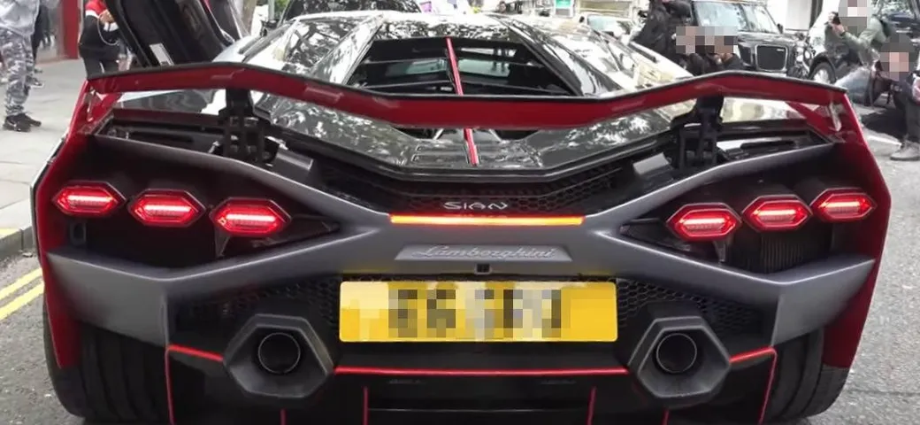 Lamborghini Sián: il suo motore risuona a Londra [Video]