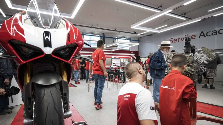 ingrandisci immagine