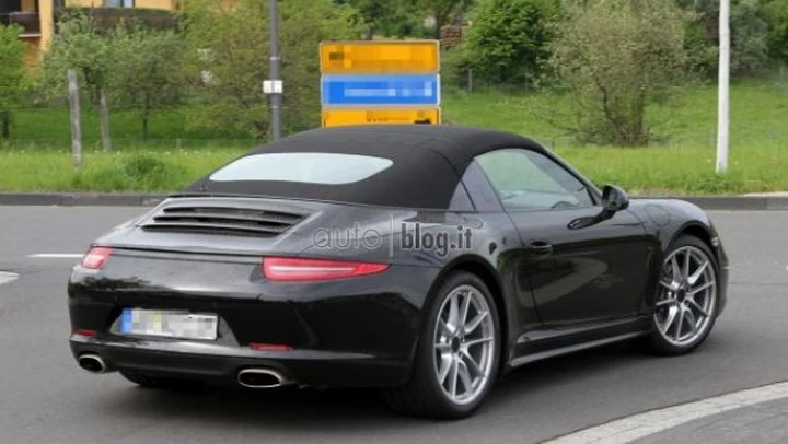 Foto spia Porsche 911 Targa