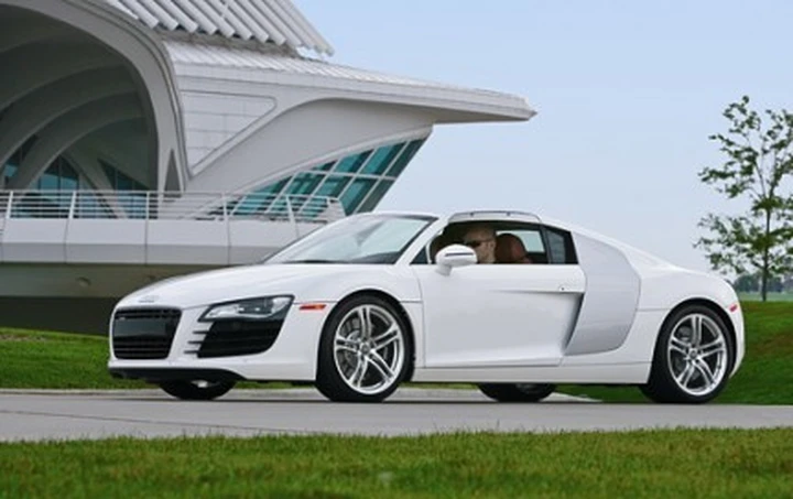 Audi R8: forse una versione targa