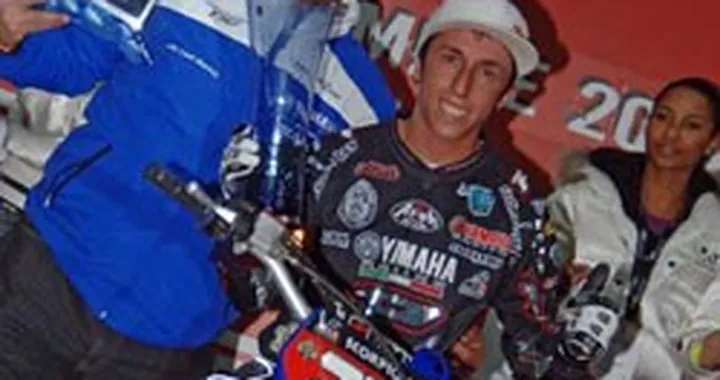 Cairoli vince il Supercross di Genova