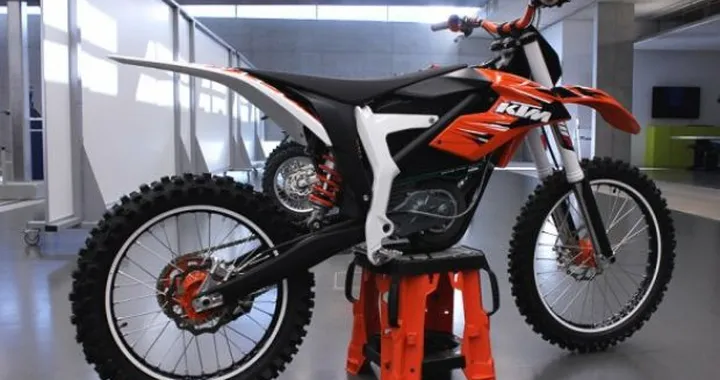 KTM Freeride: l'off road elettrica in listino dal 2012 a meno di 10.000€
